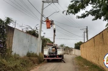 Foto - Manutenções no bairro Alpes Bom Jesus