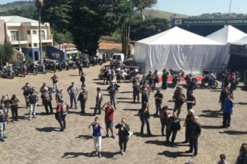 ENCONTRO DE MOTOS BENEFICIA IDOSOS