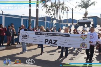 DESFILE CÍVICO - 318 ANOS DE BOM JESUS DOS PERDÕES