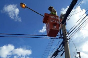 MANUTENÇÃO NA ILUMINAÇÃO PÚBLICA