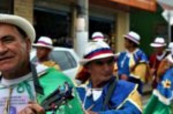 TRADIÇÃO NÃO FALTA