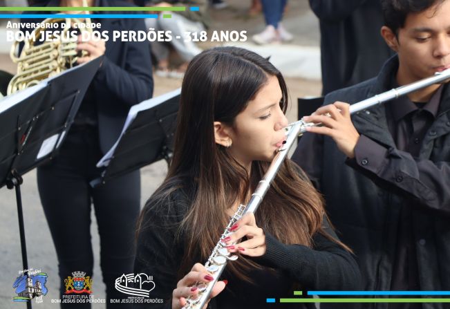 DESFILE CÍVICO - 318 ANOS DE BOM JESUS DOS PERDÕES