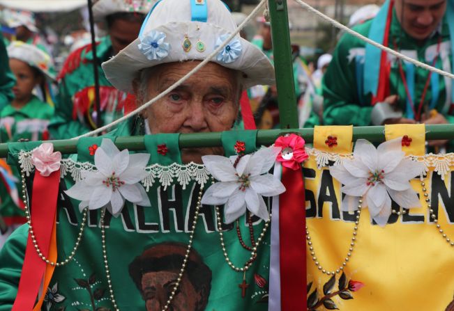 MANIFESTAÇÕES CULTURAIS 